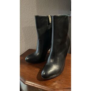 Louise et Cie Valmorel womens Black Leather Ankle Boots Sz 7‎